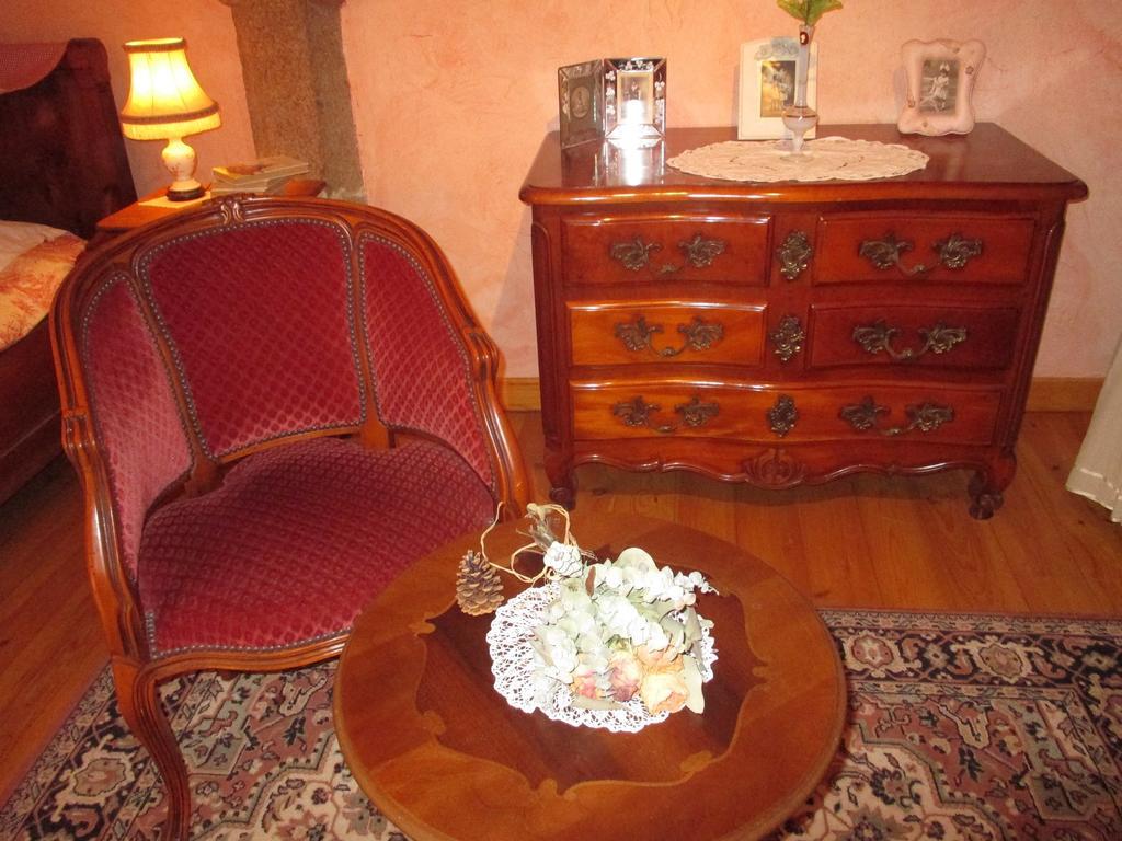 Bed and Breakfast Les Sources Poilley  Екстер'єр фото